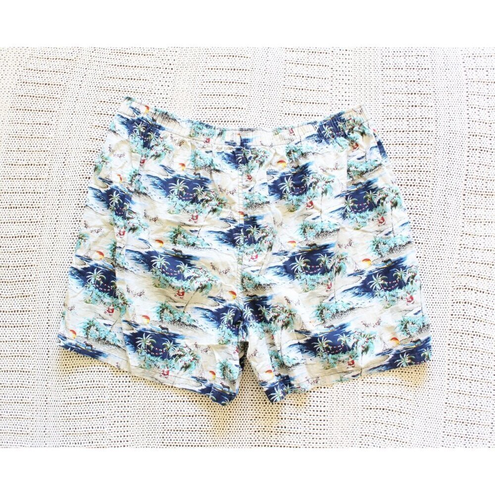 Tommy Bahama Men Hawaiian Trunk Shorts Size 1XB Christmas Santa Print 100 Cotton